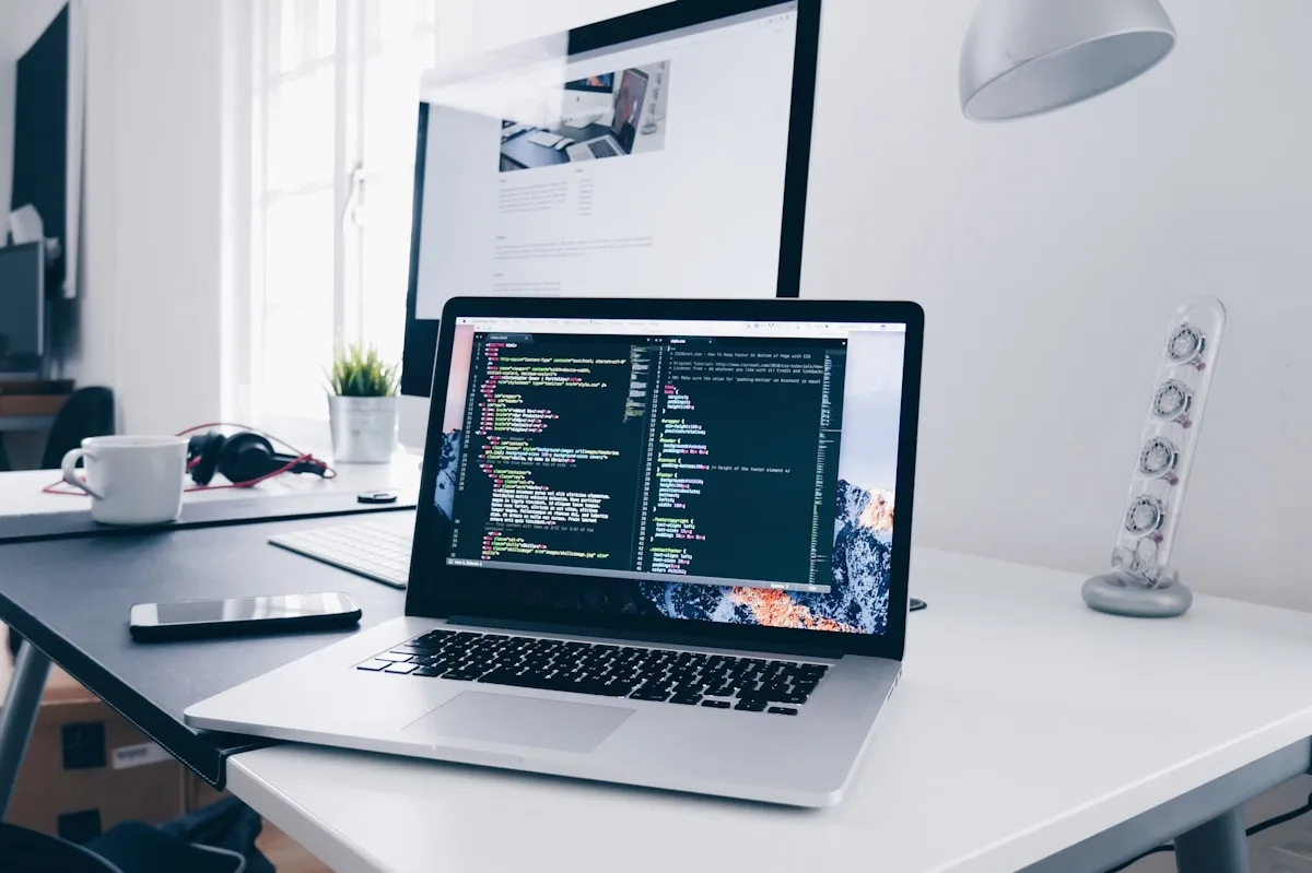 Individualsoftware entwickeln lassen: Von der Idee bis zum Go-live